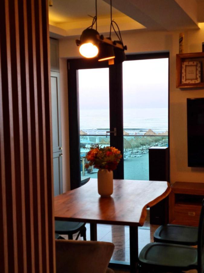 Royal Sea View Design Promenada 3 Lejlighed Năvodari Eksteriør billede