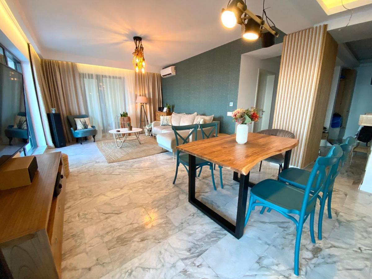 Royal Sea View Design Promenada 3 Lejlighed Năvodari Eksteriør billede